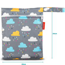 Cargar imagen en el visor de la galería, Bolsas Impermeables (Nubes)